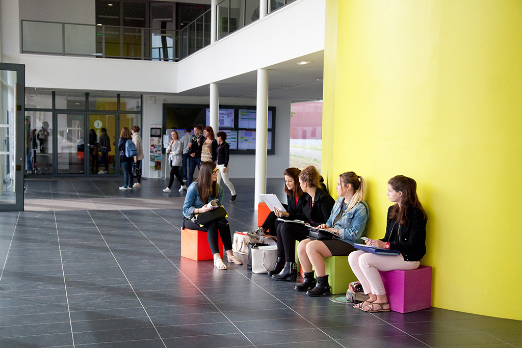 Vie Au Campus Campus Des Métiers Et De Lartisanat Indre Et Loire